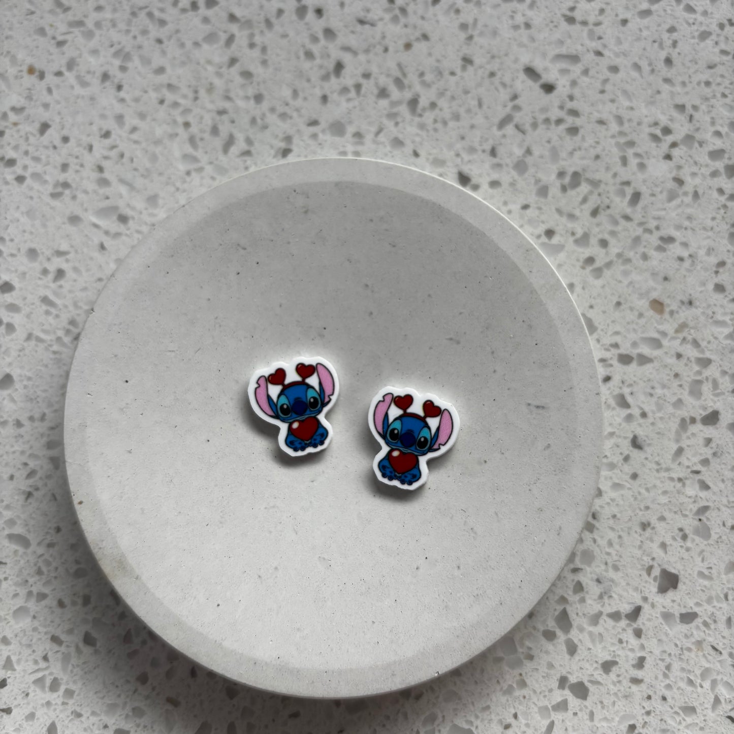 Stitch Love Planar Stud