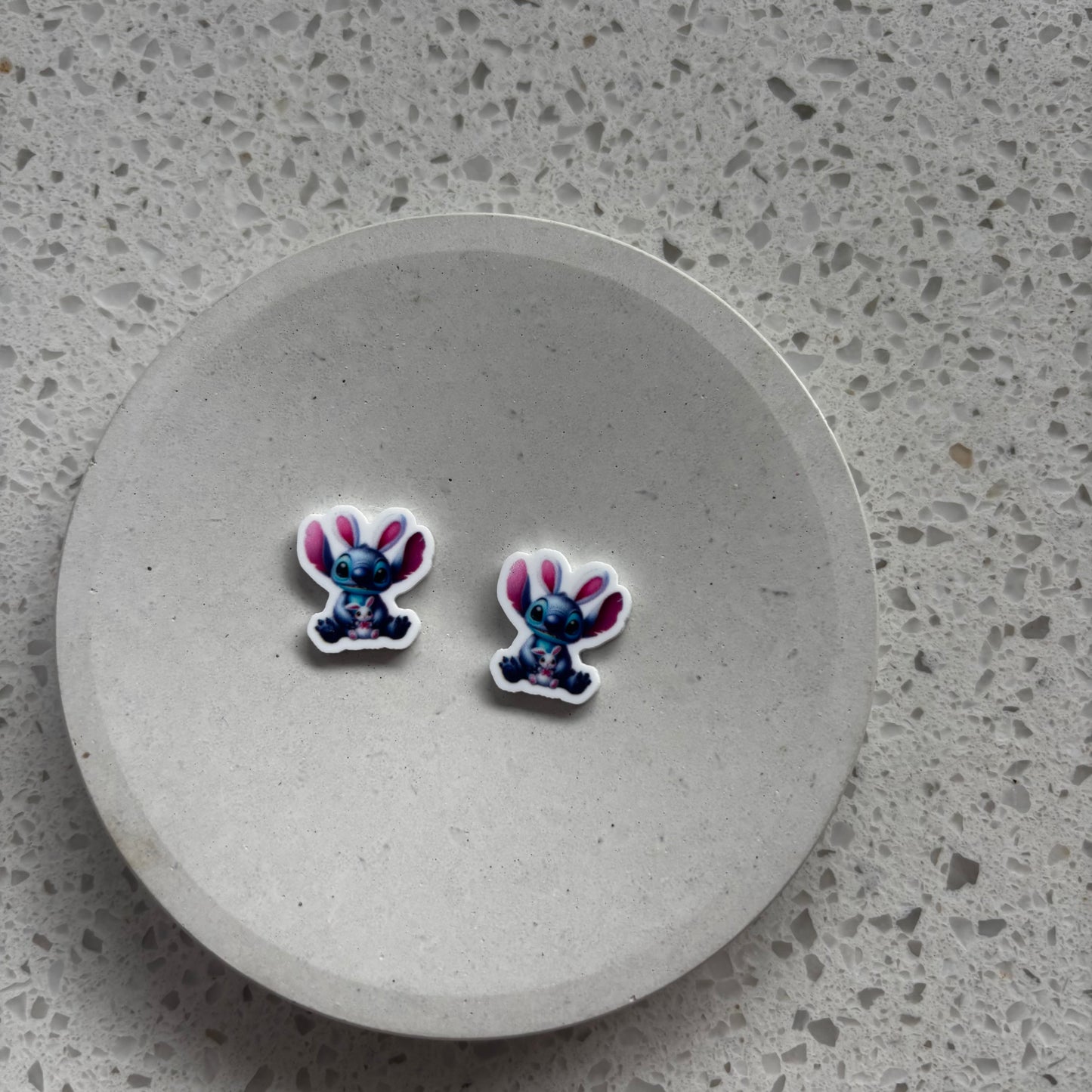 Easter Stitch Planar Stud