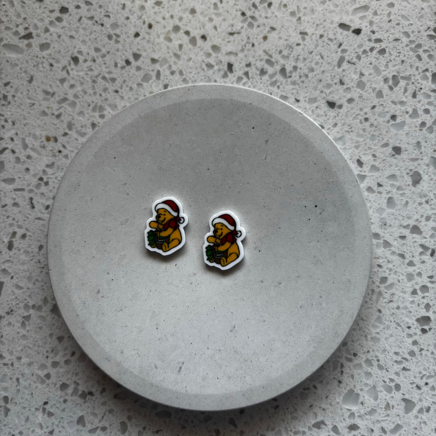 Winnie Present Planar Studs