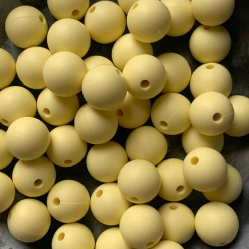 Light yellow - 15mm round - 10pack