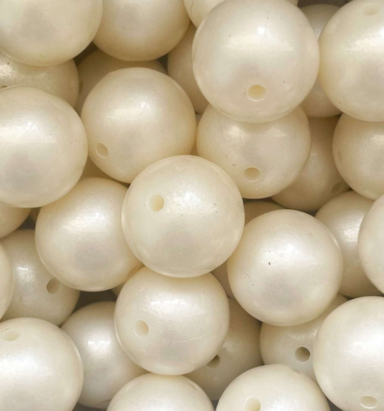 Pearl Bubblegum Beads - 20mm - 10 pack